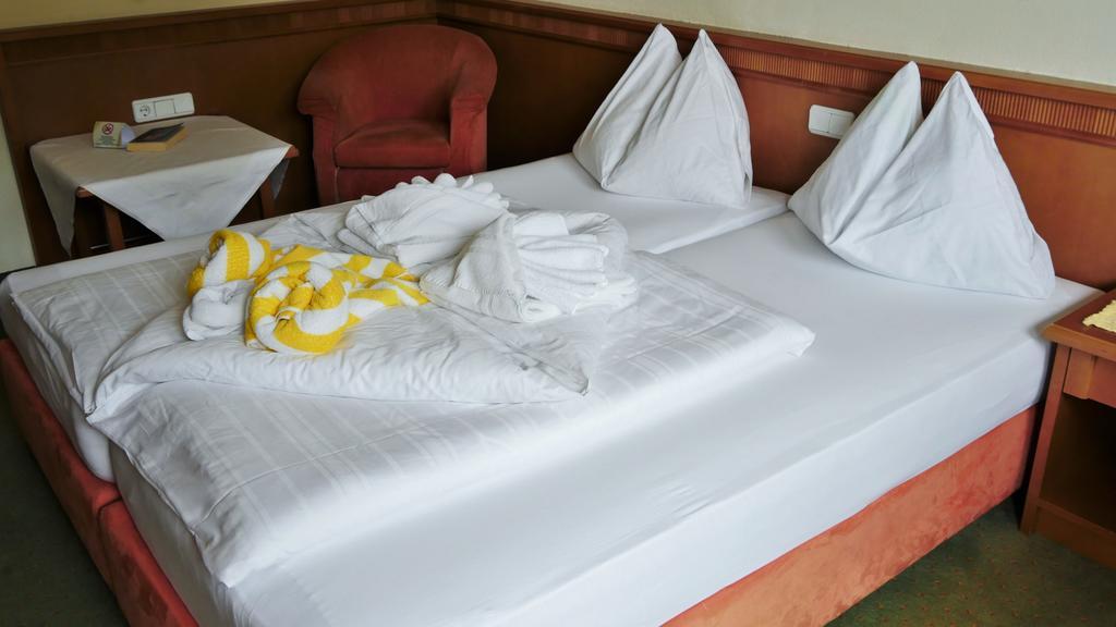 Hotel Pillerseehof Sankt Ulrich am Pillersee ภายนอก รูปภาพ