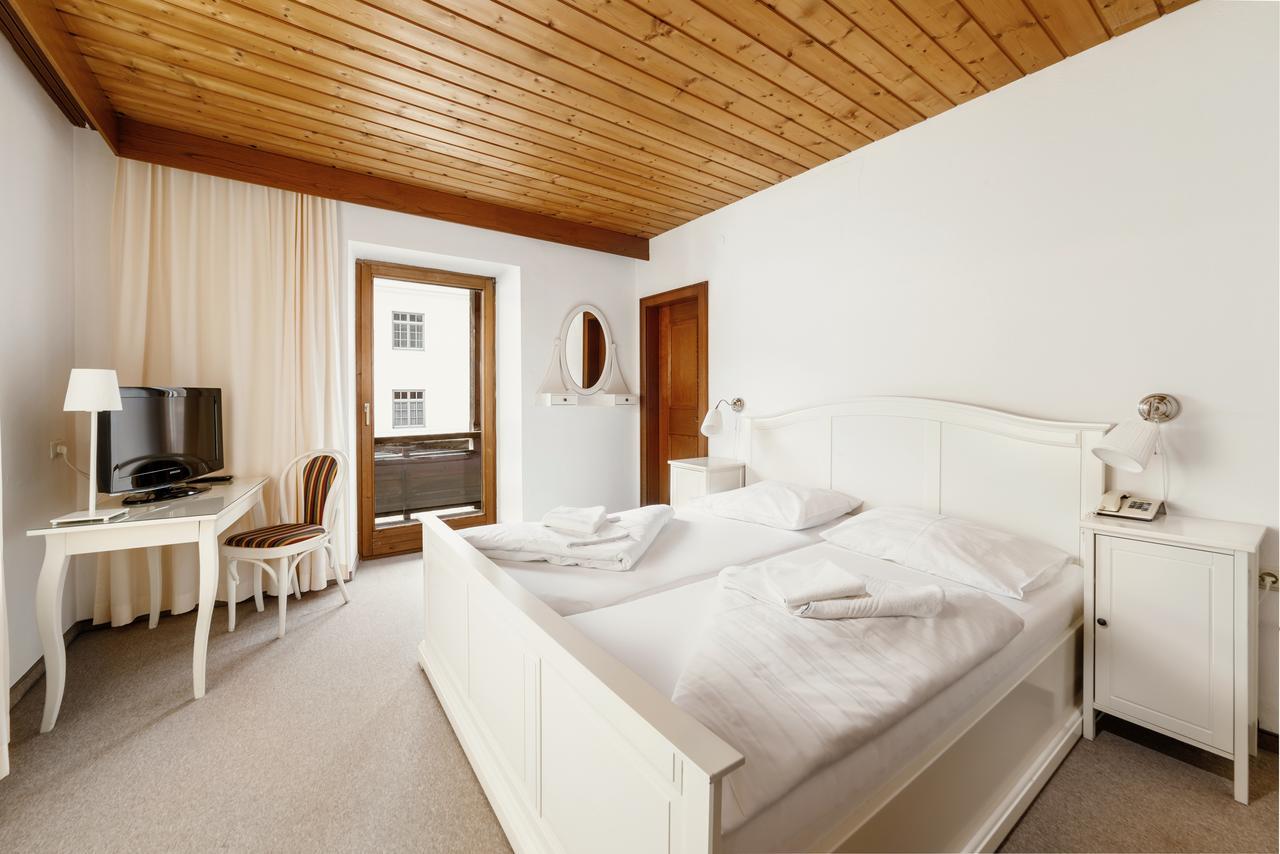 Hotel Pillerseehof Sankt Ulrich am Pillersee ภายนอก รูปภาพ